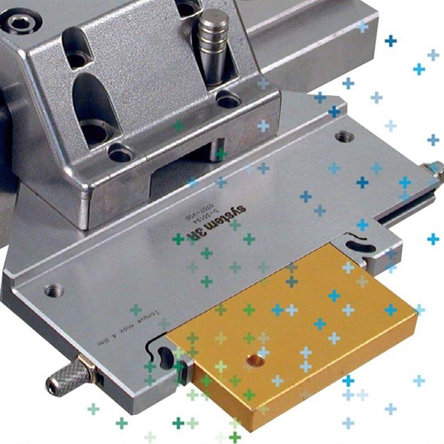 Holders and vices in mounting heads